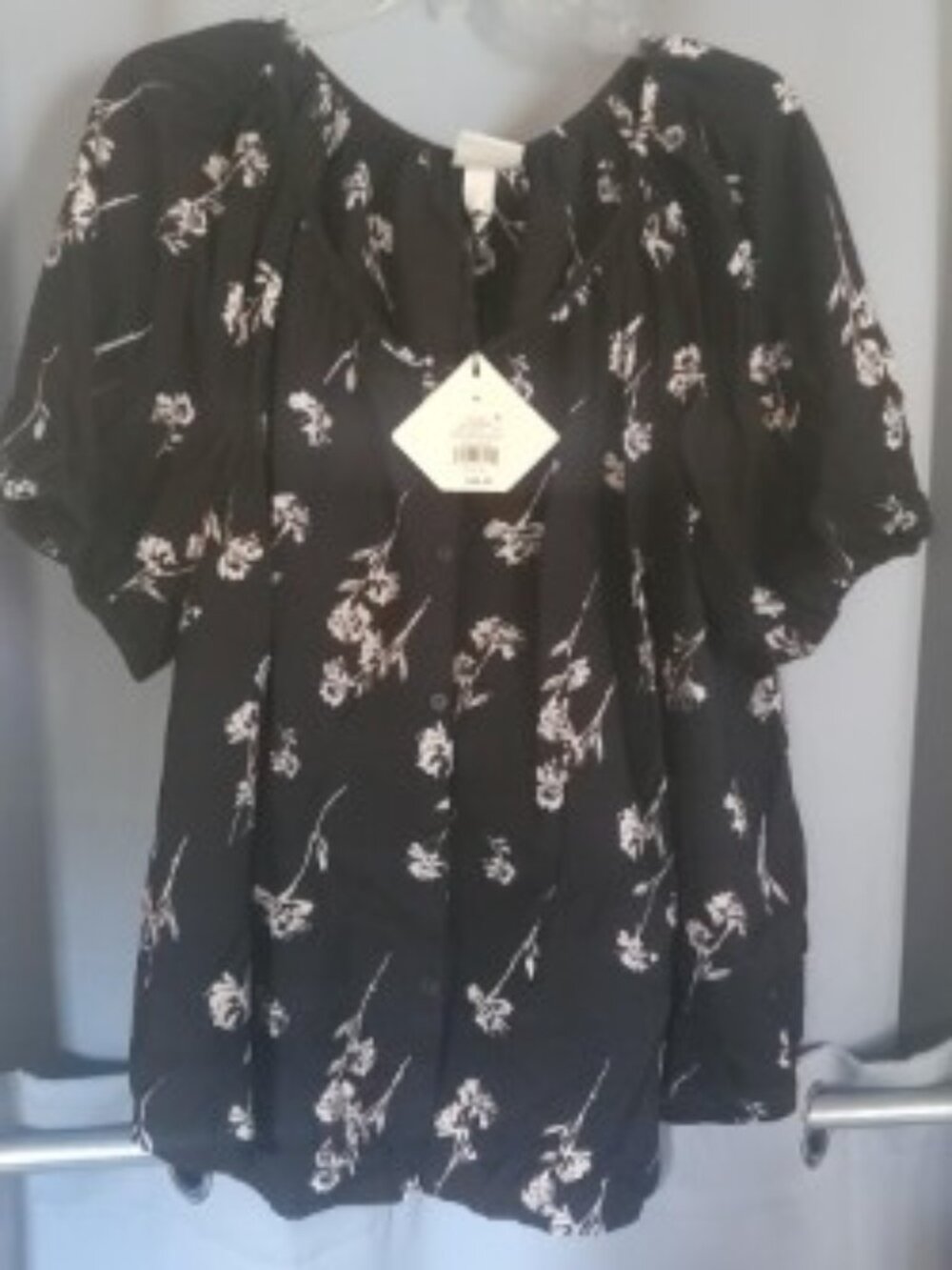 Ava & Viv Women’s 1X Black Floral Peasant Blouse Flowy Top NWT